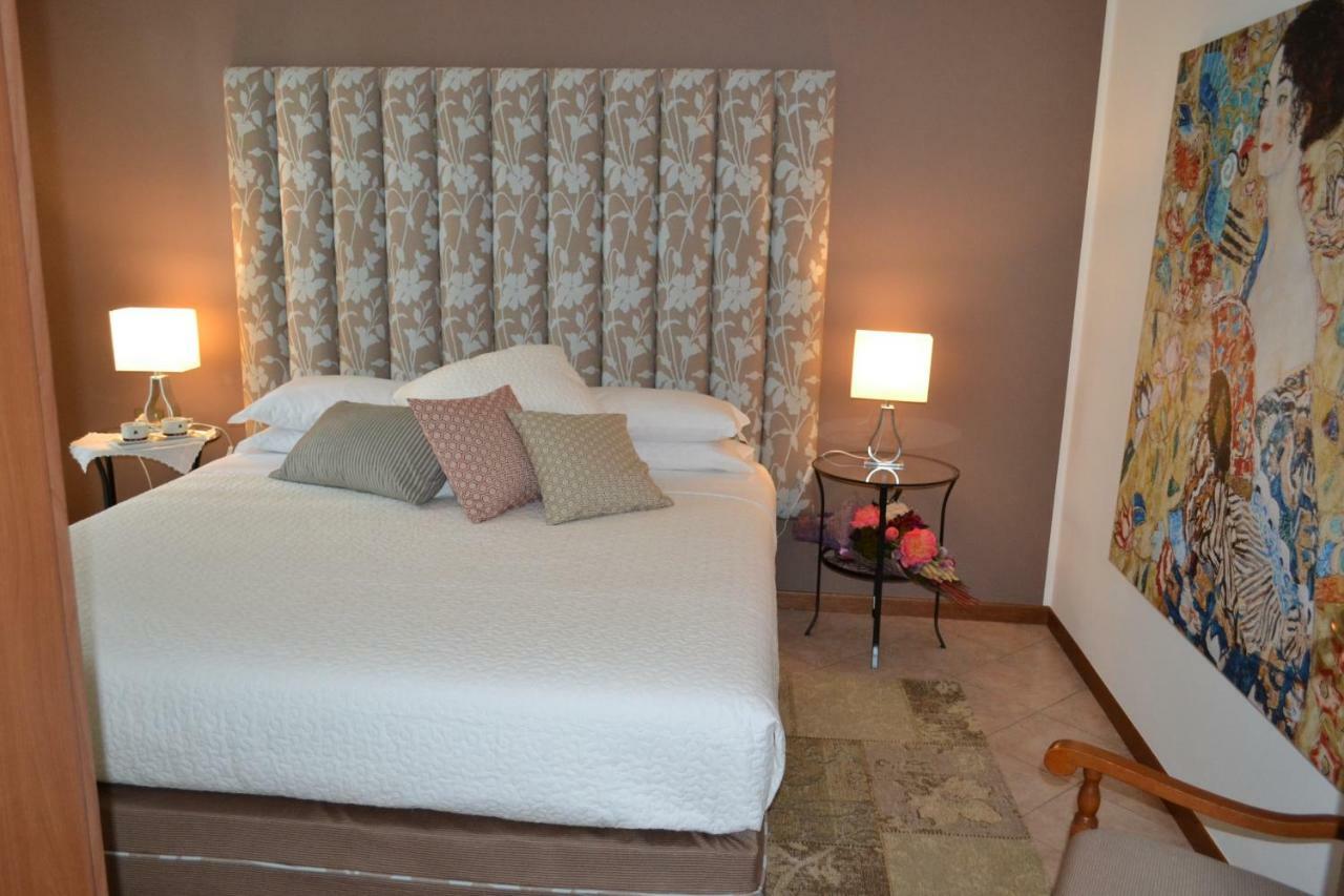 Apartmán Torri Centro Torri Del Benaco Exteriér fotografie