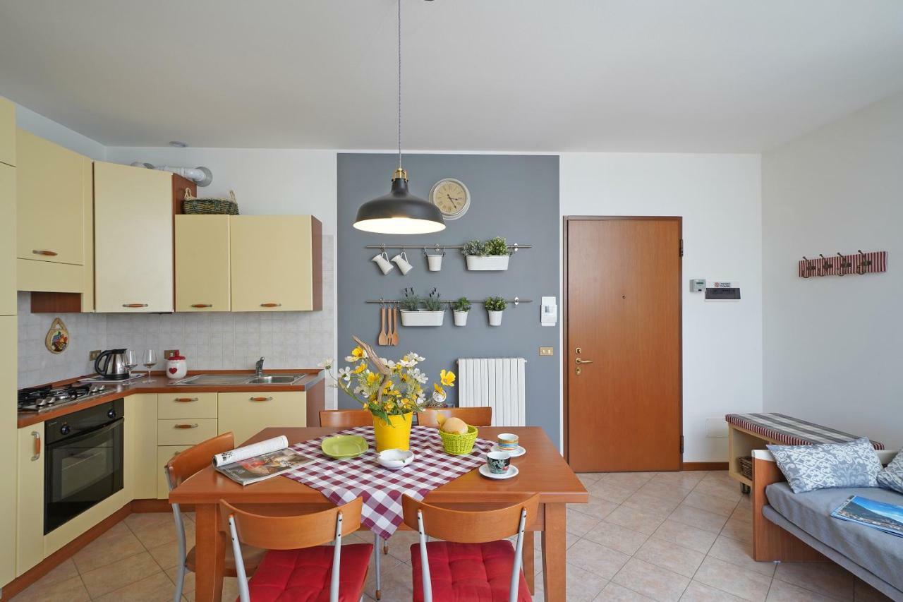 Apartmán Torri Centro Torri Del Benaco Exteriér fotografie