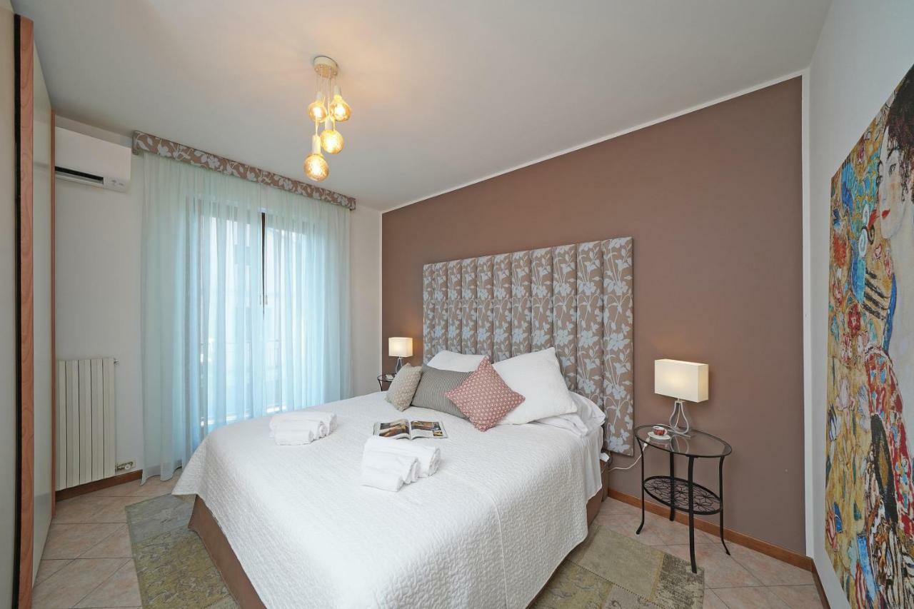 Apartmán Torri Centro Torri Del Benaco Exteriér fotografie